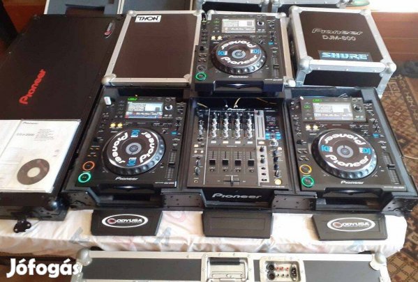 Pioneer Cdj 2000, Djm 750 + laptoptartós rack.Cserélhető is