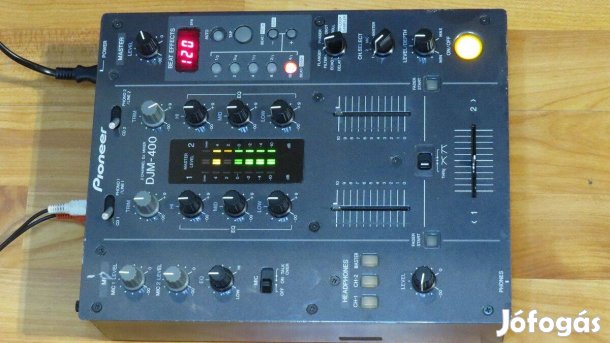 Pioneer DJM-400 DJ keverő mixer