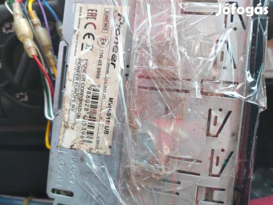 Pioneer MVH-S110UB fejegység aux tuner usb erősitő kimenet