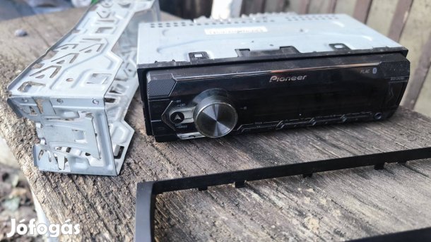 Pioneer MVH-S420BT Autóhifi Fejegység