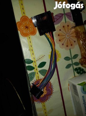 Pioneer autórádió / fejegység csatlakozó