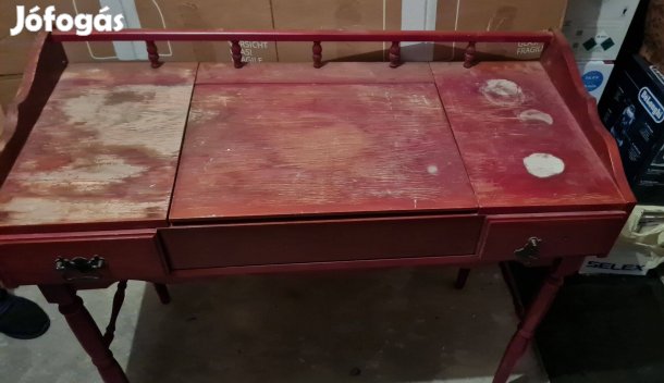 Pipere asztal - felújítandó