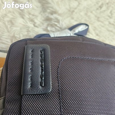 Piquadro férfi válltáska teljesen új cimkés