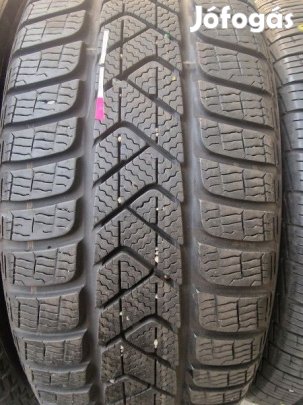 Pirelli 215/55R17 SOTTOZERO3 SEAL 7mm használt gumi HG13704 téli