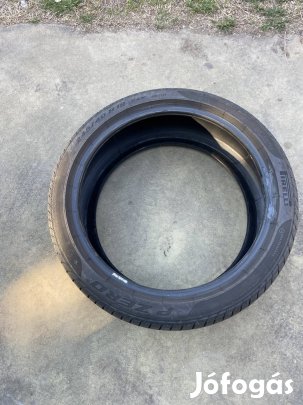 Pirelli 245/40  19" nyári gumi pár