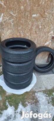 Pirelli Cinturato P7 205/50/R17 defekttűrő nyári gumik