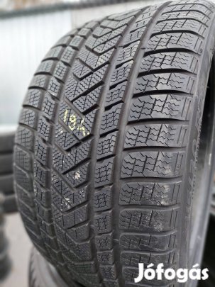 Pirelli R21 Téli gumi 315/30 és 275/35 újszerű