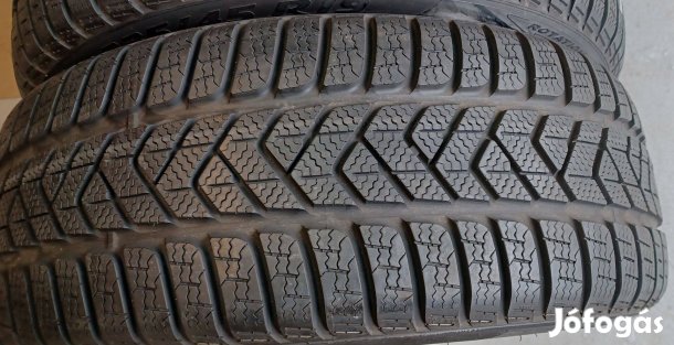 Pirelli Sottozero3 Winter MO 235/45 R19 téli gumik 4db.7-7,5mm