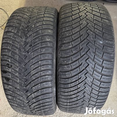 Pirelli gumik 226/45/18