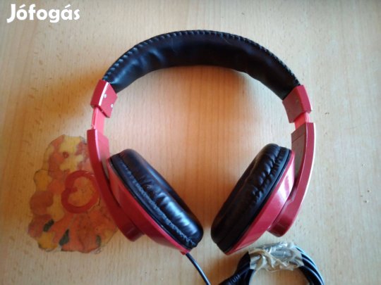 Piros Fejhallgató-1
