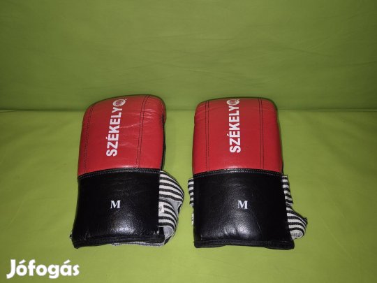 Piros, M-es méretű, valódi bőr Székely márkájú zsákolókesztyű eladó