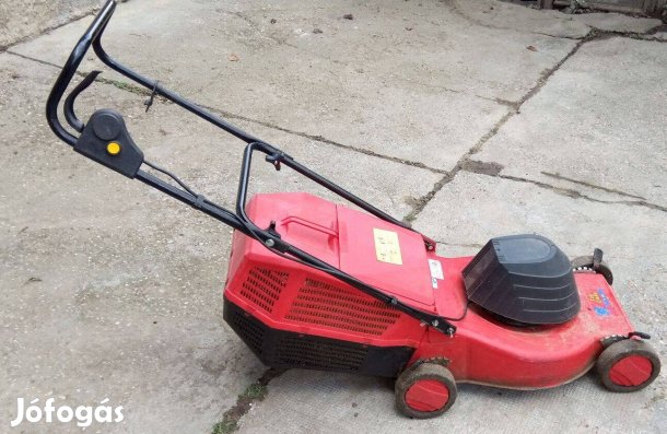 Piros elektromos fűnyíró