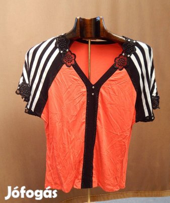 Piros-fekete-fehér női blúz