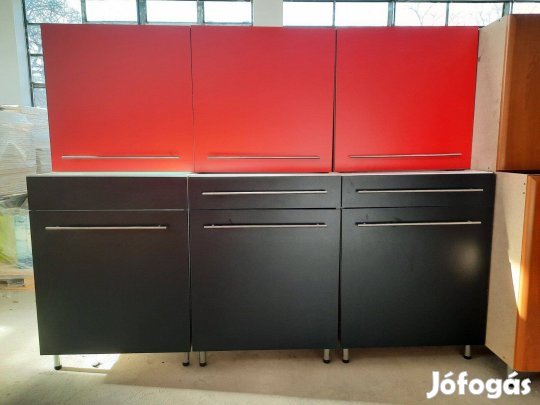 Piros-fekete konyhabútor, akár bontva is (AJ162)