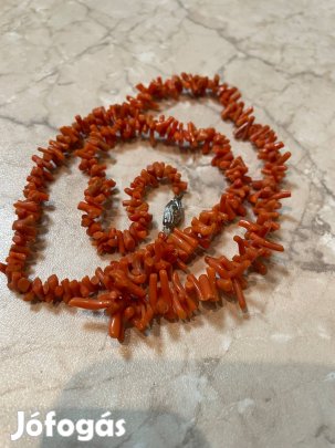 Piros korall antik gyöngysor 60 cm hosszú