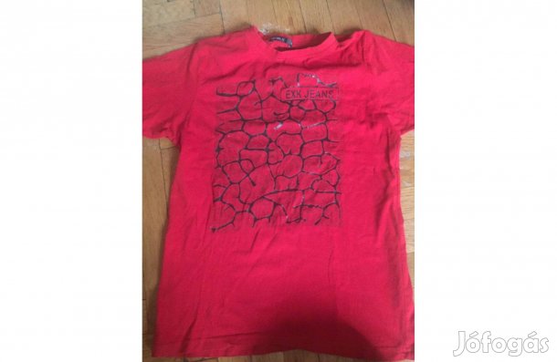 Piros mintás felső