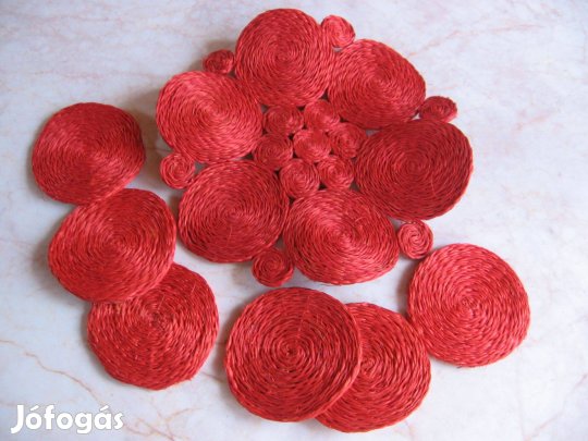 Piros poháralátét szett természetes anyagból