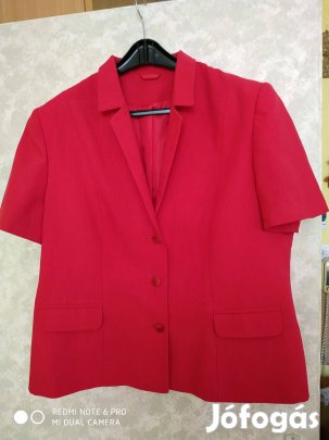 Piros rövid ujjú blézer nagy méretű, 50-es