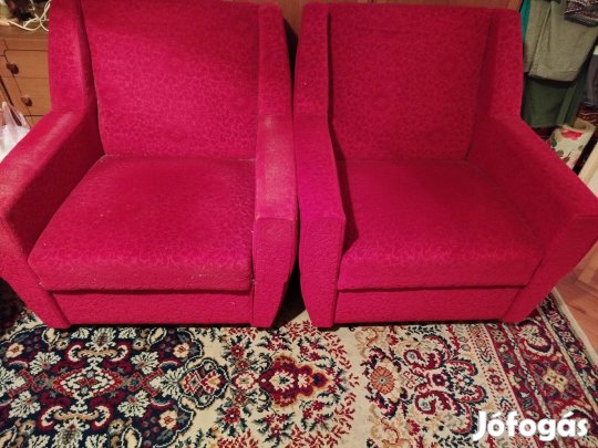 Piros színű fotel