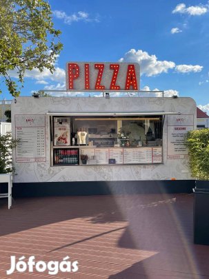 Pizza Foodtruck / Büfékocsi komplett felszereléssel