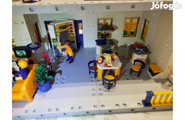 Playmobil ház teljes berendezése-fürdő,konyha,nappali,háló,gyerekszoba