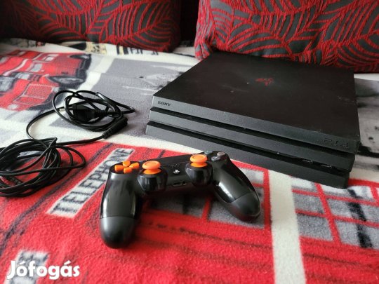Playstation 4 Pro 1TB (Cuh-7216B) Gtav