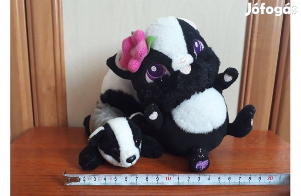 Plüss borz játékok, 2 db