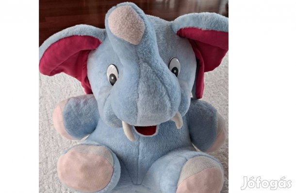 Plüss elefánt