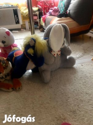 Plüss figurák 50-60 cm