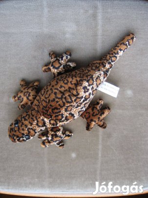 Plüss gyík műanyag golyókkal töltve