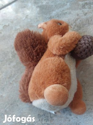 Plüss mókus makkal