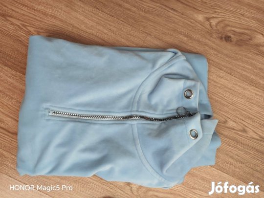 Plüss női pihe puha pasztellkék pulcsi