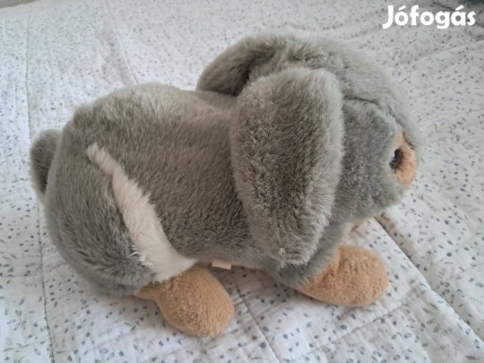 Plüss nyuszi (élő nyuszi nagyságú)