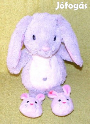 Plüss nyuszi, nyúl nyuszis mamuszban