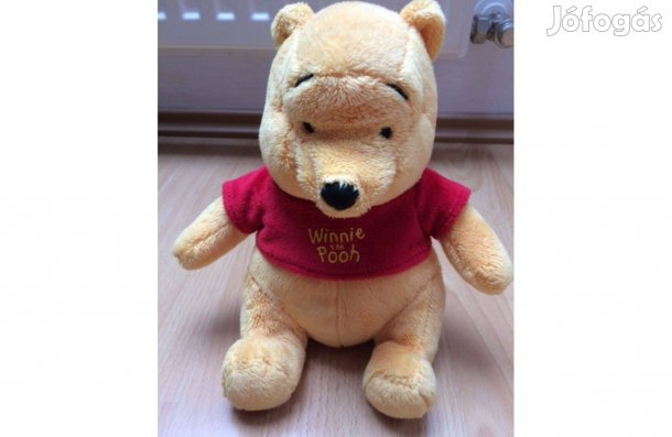 Plüssök: Micimackó, nyuszi, tigris, pony, párna