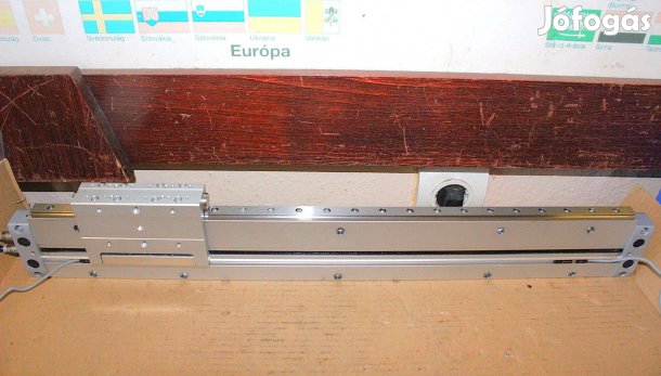 Pneumatikus lineáris hajtómű csúszó egység lineáris mozgató Festo 7199