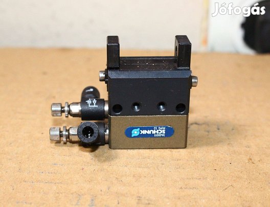 Pneumatikus megfogó 2 ujjas párhuzamos megfogó szorító Schunk ( 6203 )