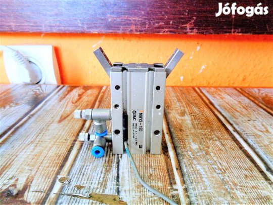 Pneumatikus megfogó 2 ujjas radiál megfogó szorító ( 6418 )