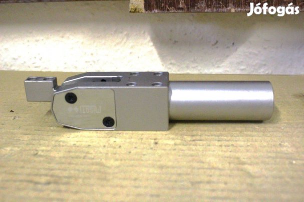 Pneumatikus megfogó rögzítő szorító 1 karos Misati ( 6914 )