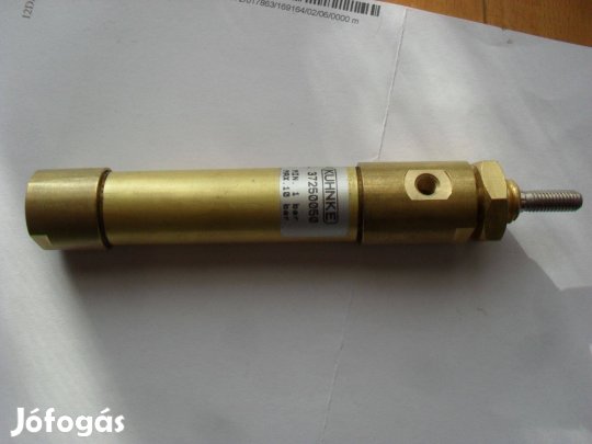 Pneumatikus munkahenger