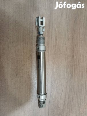 Pneumatikus munkahenger.