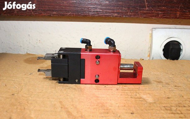 Pneumatikus szorító rögzítő párhuzamos megfogó ( 7273 )