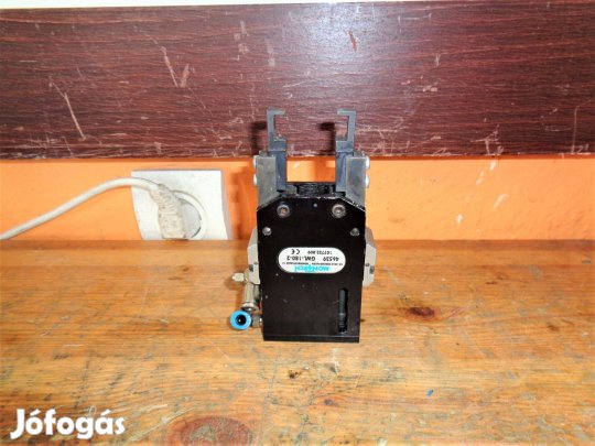 Pneumatikus szorító rögzítő szögfogó megfogó ( 5912 )