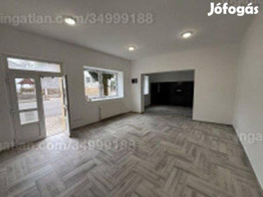 Pócsán eladó szép, felújított 181m2-es ház