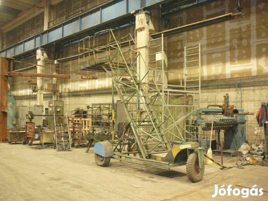 Pódiumos létra, gurulóállvány, állítható magasságú, nagy méretű