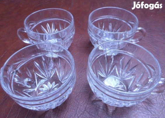 Pohár készlet 4 db gyönyörű kristály üveg csésze