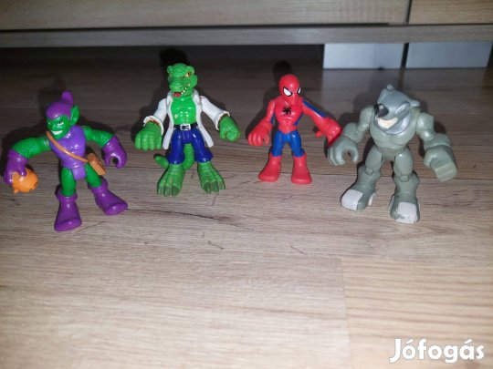 Pókember figura mattel 8 cm