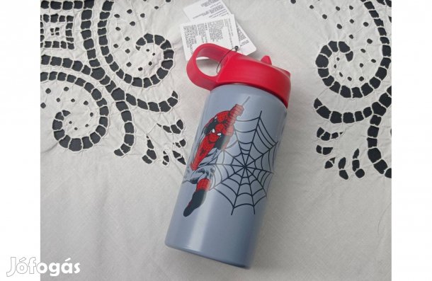 Pókember rajongóknak! The Amazing Spider-Man feliratú fém kulacs