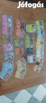 Pokemon 300db Különböző