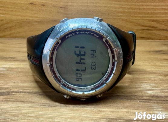 Polar AW200 aktivitás mérő óra